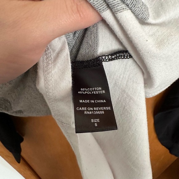 Ocean Current Color Block Long Sleeve Hooded Tee size small - Picture 4 of 7